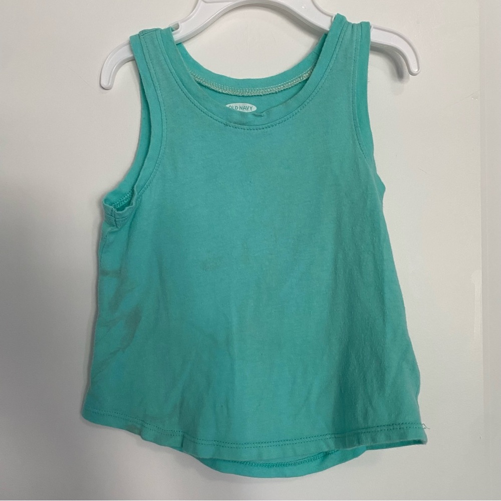 🟧FREE  ADD-ON🟧 OLD NAVY • 12-18m Tank Top